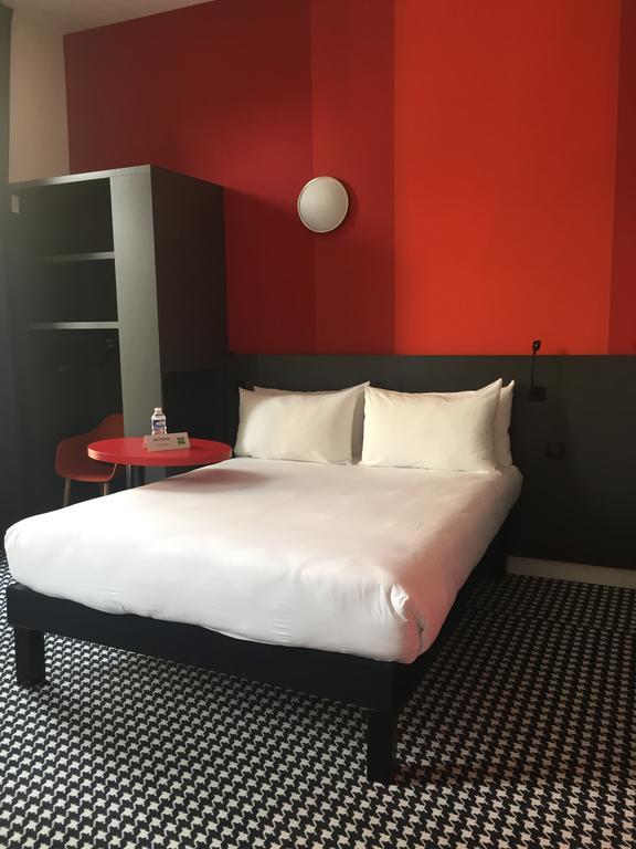 Ibis Styles Marseille Vieux Port Hotell Exteriör bild